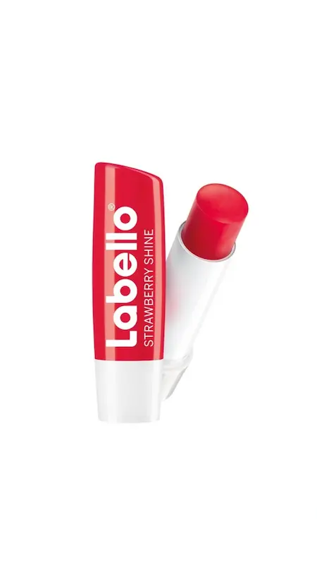 بالم لب لبلو labello با رایحه توت فرنگی strawberry