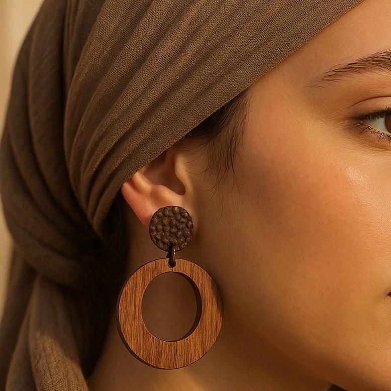 گوشواره چوبی طرح ترنج قهوه ای  - کد 175