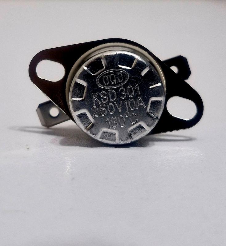 ترموستات سکه‌ای 130 درجه KSD301 250V 10A بسته 20 عددی (کلید حرارتی سکه‌ای)