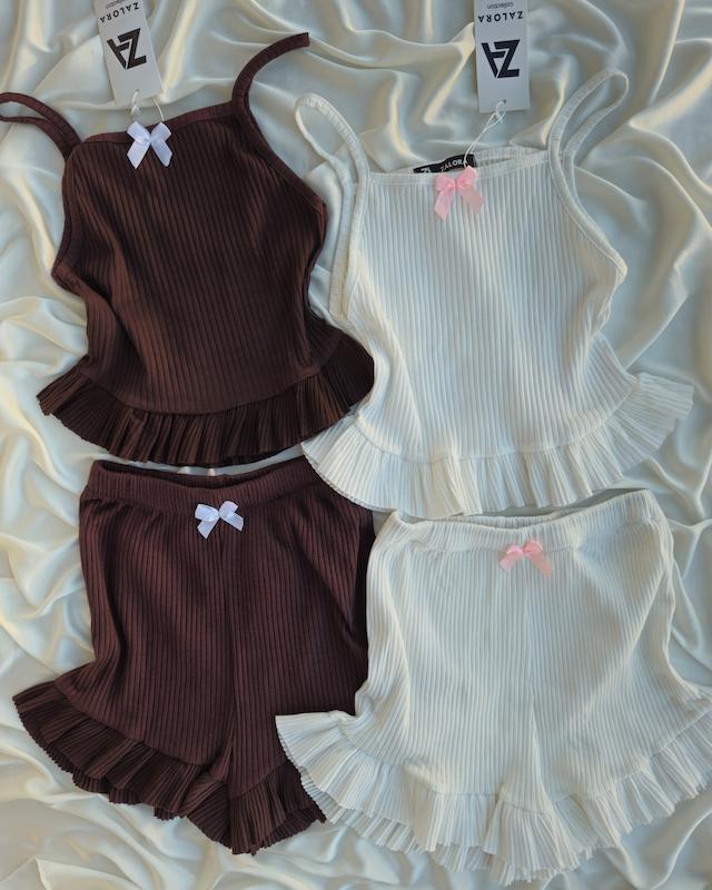 ست تاپ و شلوارک چین دار A80🌸