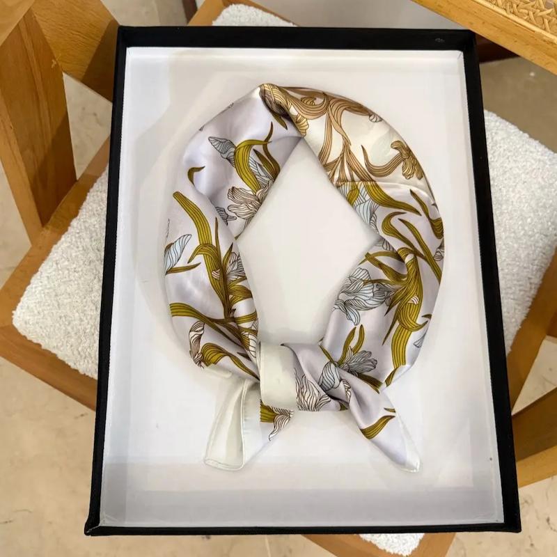 مینی اسکارف ابریشم گلبرگ رنگی