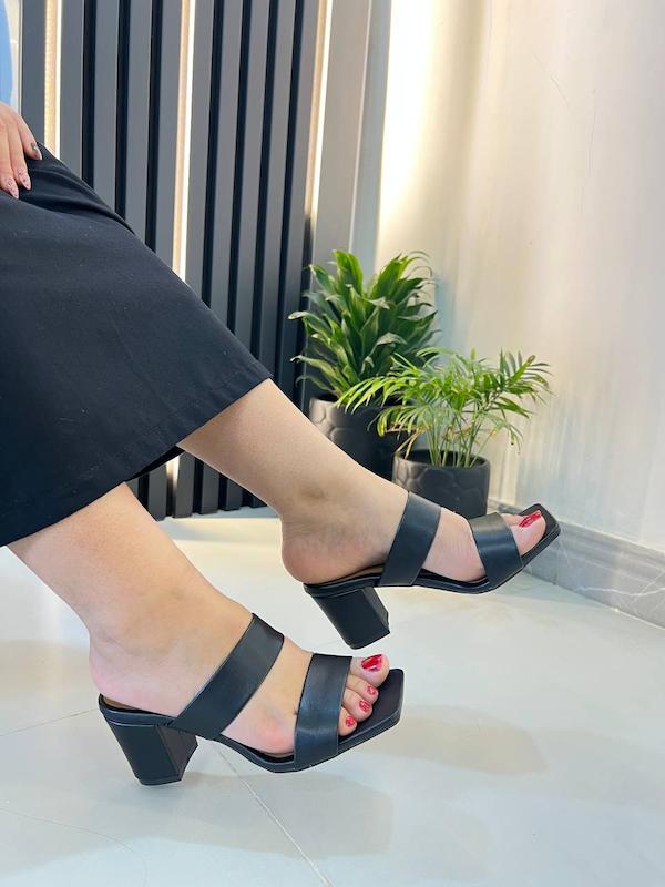 صندل دوبند چرم پاشنه ۶ روکش 