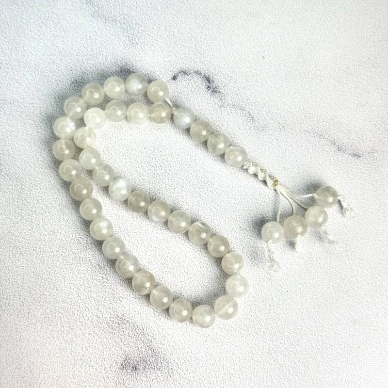 تسبیح مون استون