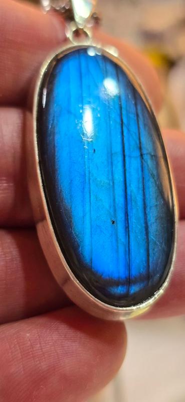 لابرادوریت ماداگاسکار