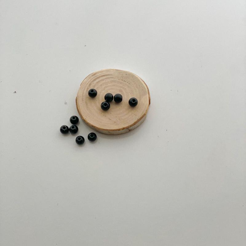 چشم مرواریدی عروسک