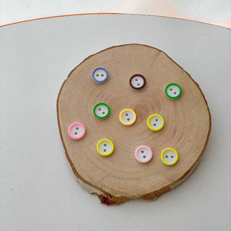 دکمه گرد دور رنگی