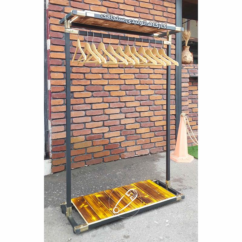 رگال لباس طلایی کف و رو چوب 