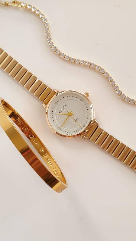 ساعت رزا طلایی