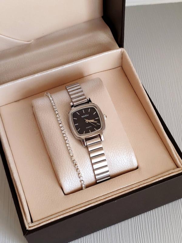  نایدو مربعی مشکی