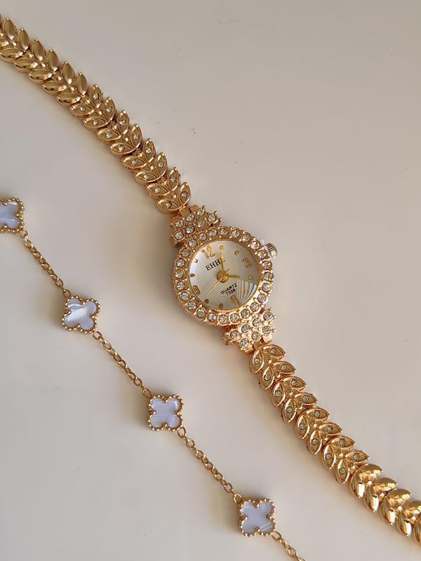 دستبند ونکلیف طلایی صدفی