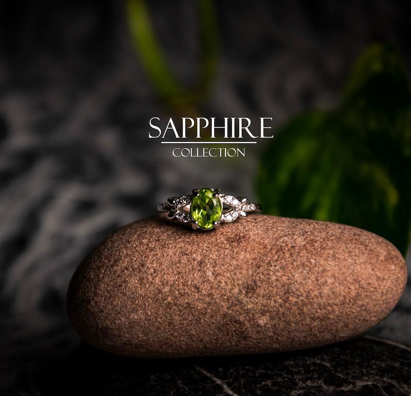 انگشتر زبرجد طرح پروانه