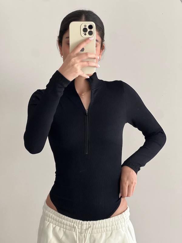 بادي كبريتي نيم زيپ B1