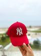 کلاه NY قرمز