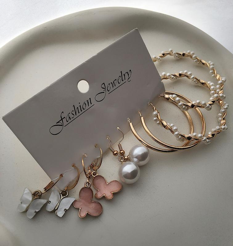 پک گوشواره اقتصادی پروانه