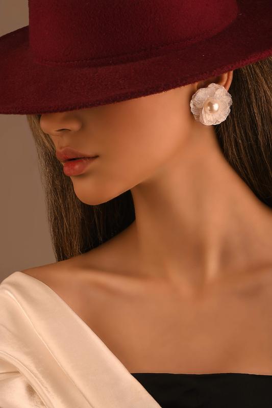 گوشواره گل 