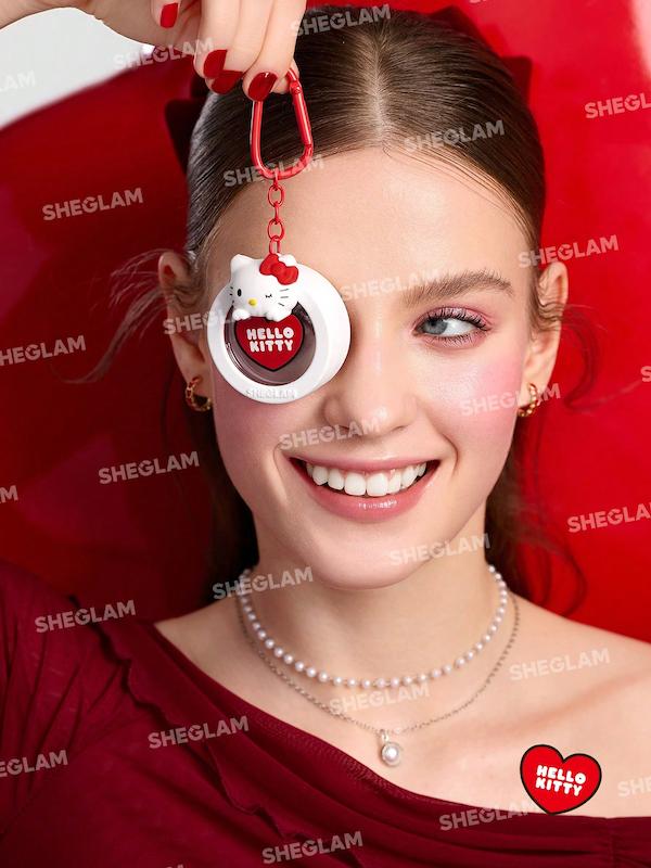 آینه دستی Hello Kitty از کالکشن Hello Kitty 2.0 شیگلم