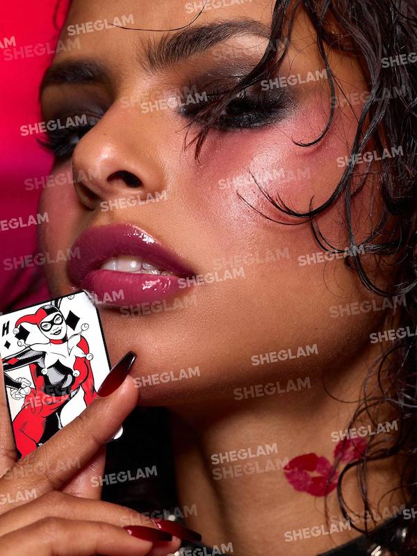 Harley Quinn X SHEGLAM Thrill Seeker Color-Changing Lipstick-Fun House رژلب تغییررنگ‌دهنده