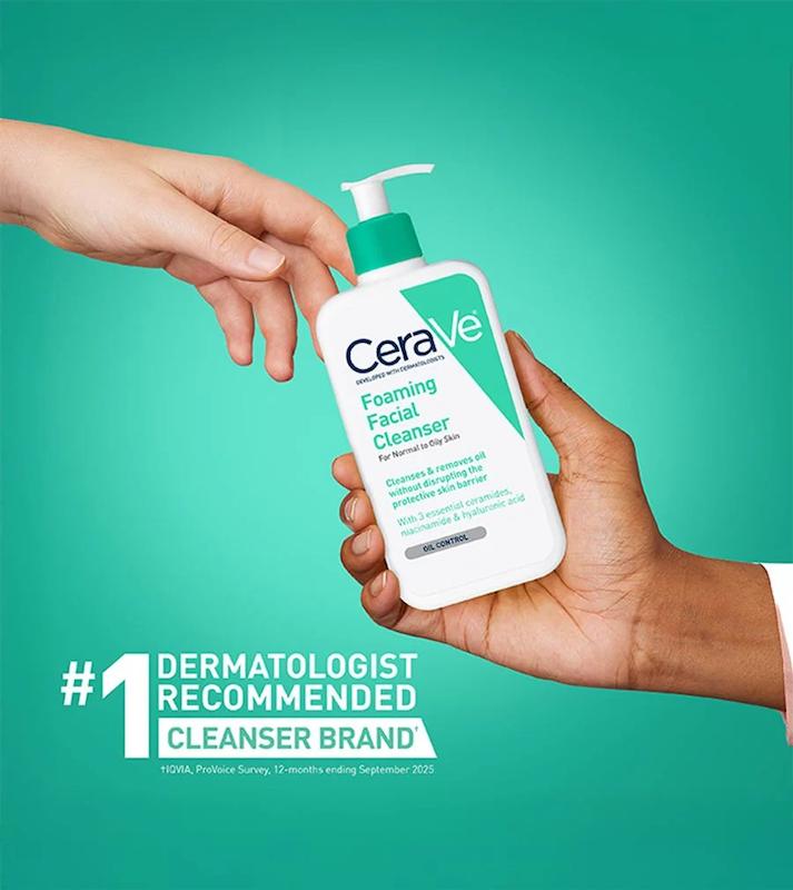 نحوه پاکسازی پوست صورت با ژل شستشوی فومی CeraVe Foaming Facial Cleanser