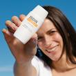 ضدآفتاب ضدلک بی رنگ اکتیو یونیفای SPF 50 ایزدین