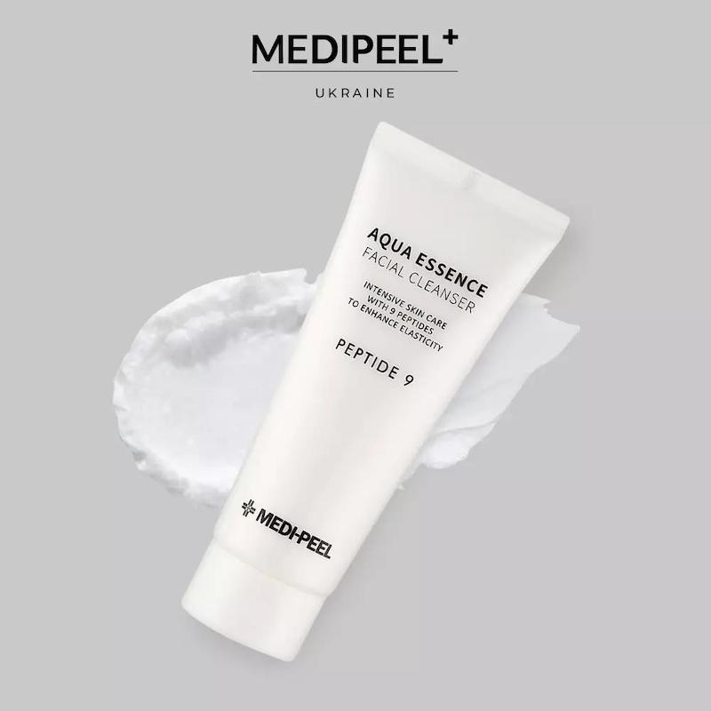 ویژگی‌های شوینده صورت MEDIPEEL Peptide 9 Aqua Essence حاوی 9 پپتاید