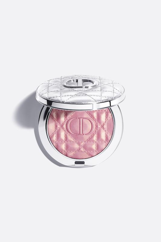 هایلایتر Dior Forever Glow Luminizer کد 04 Pink Strobe با تناژ صورتی و فینیش Strobe