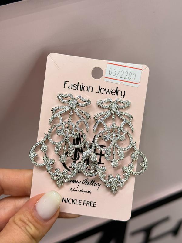 گوشواره جواهري