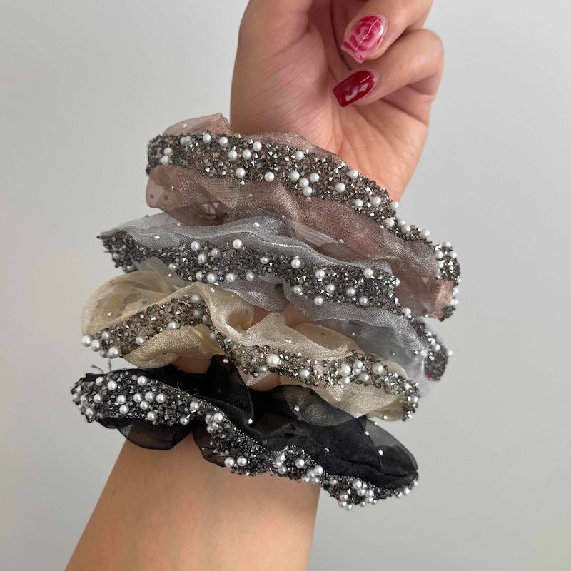 کش مو نگین دار