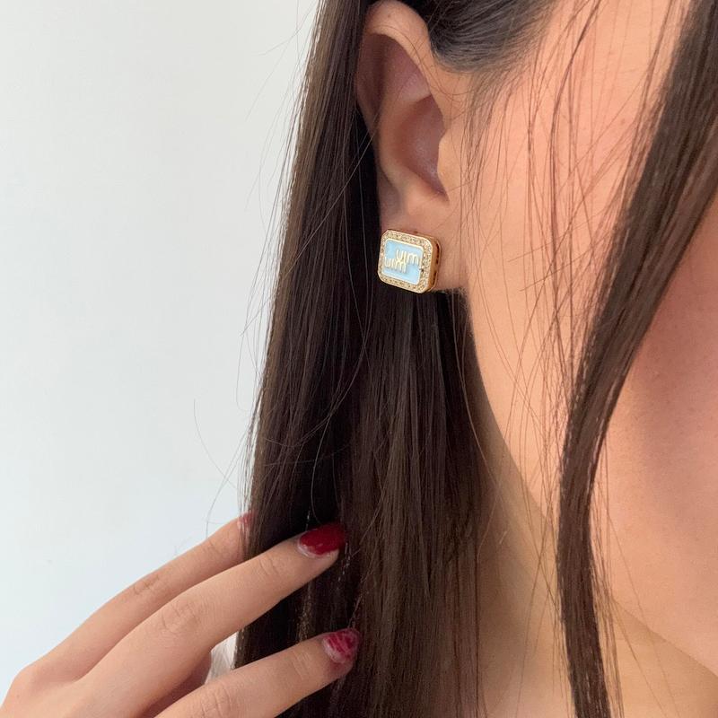 گوشواره برند