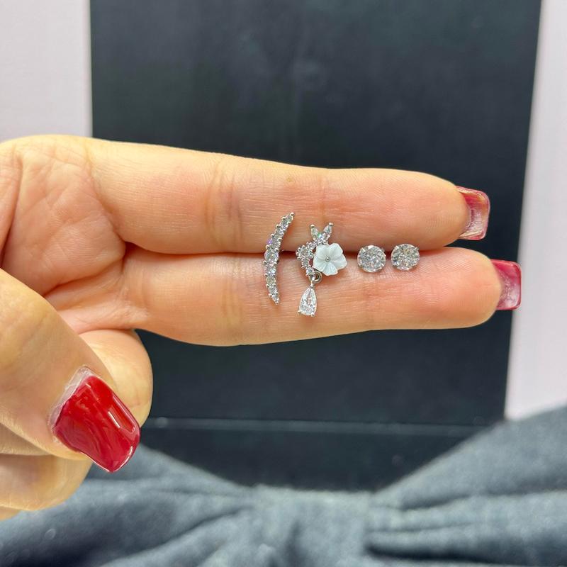 پرسینگ گوش  گل