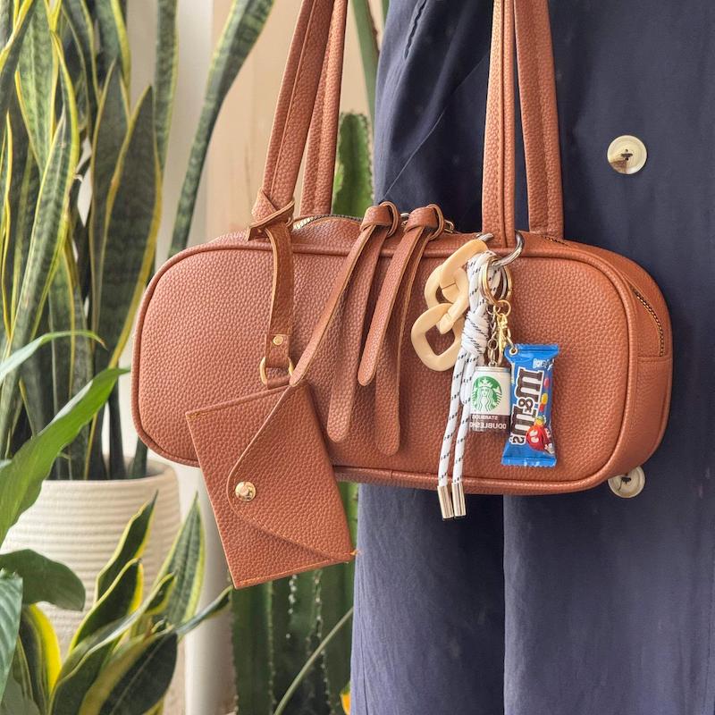 چارم بگ استارباکس