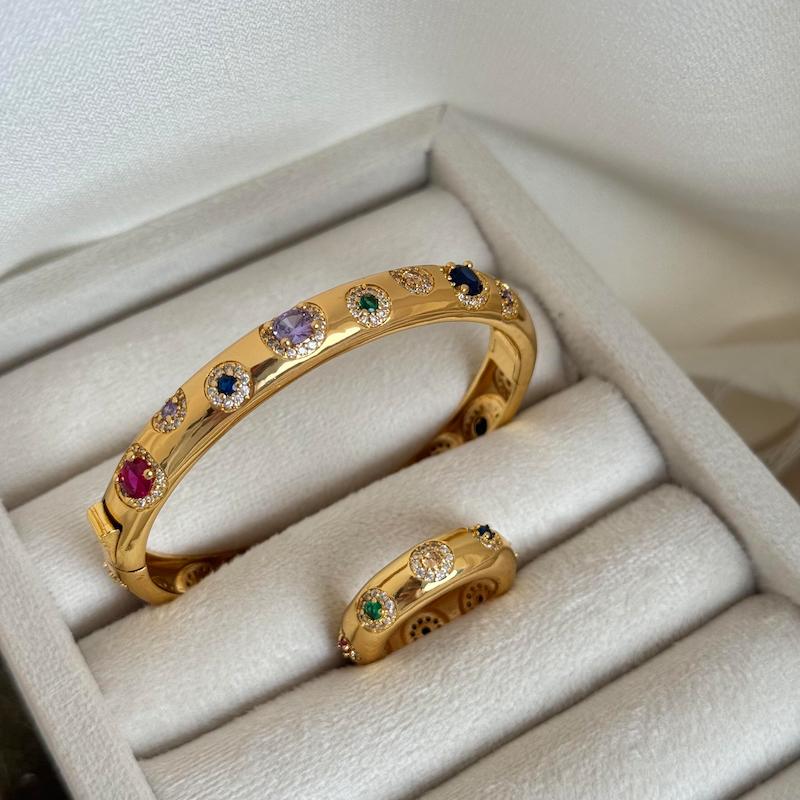 ست دستبند وانگشتر