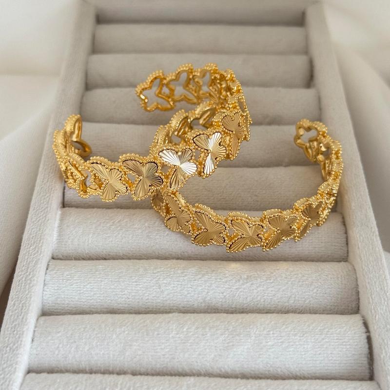 دستبند پروانه