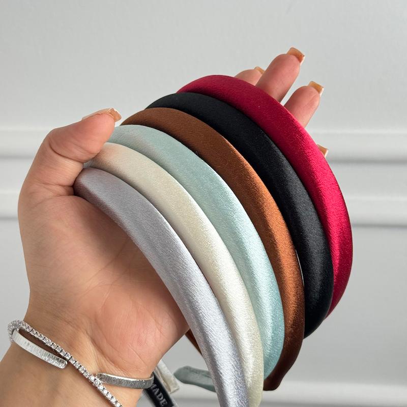 تل باریک ساتن