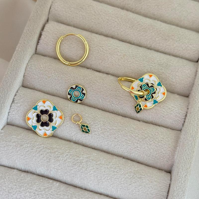 گوشواره میناکاری