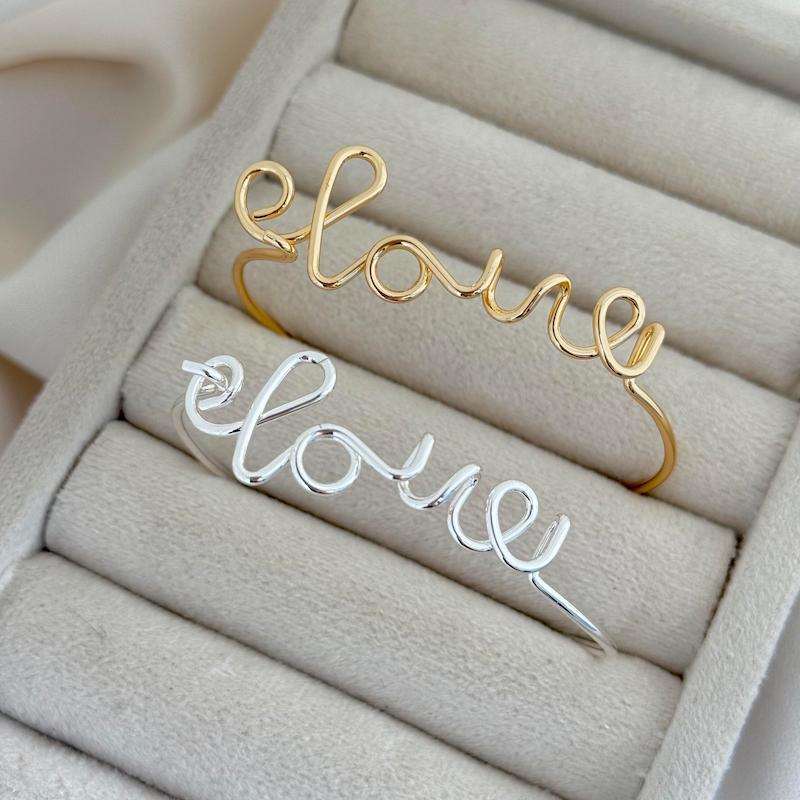 دستبند Love