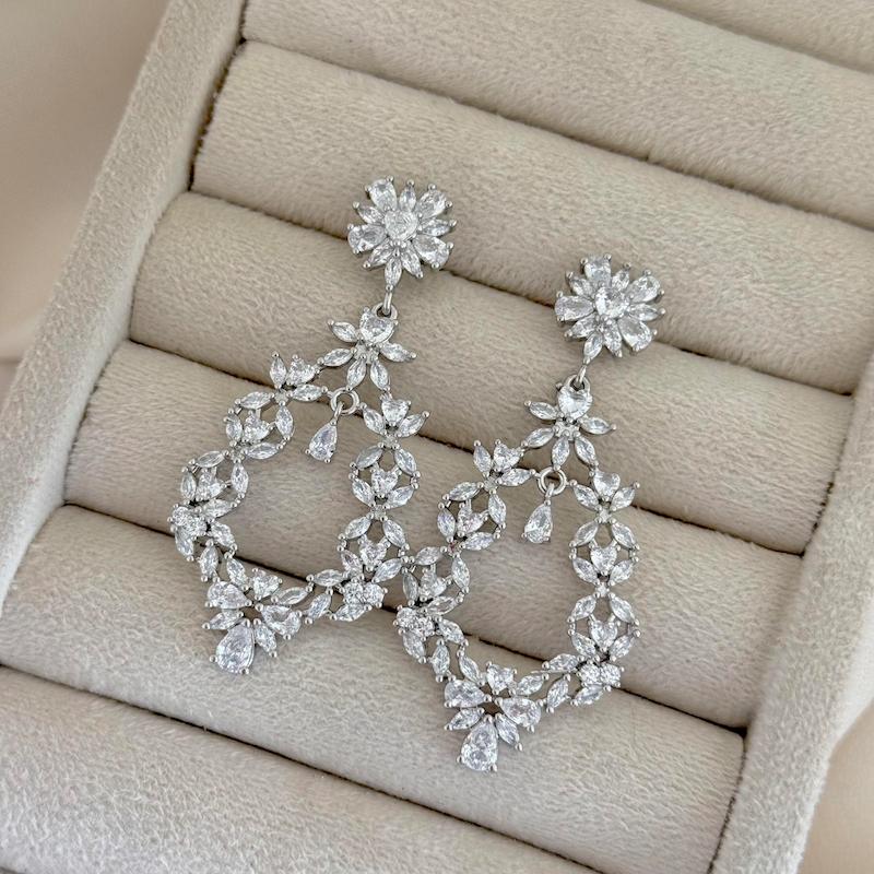 گوشواره جواهری