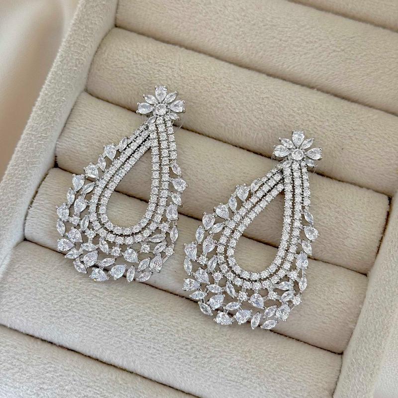 گوشواره جواهری