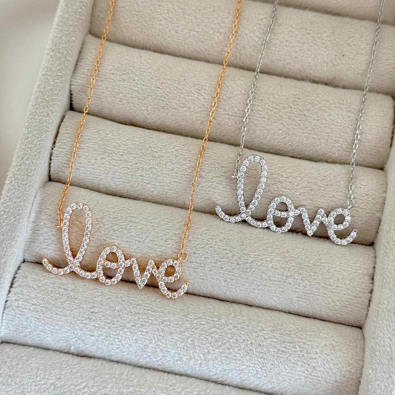 گردنبندLove