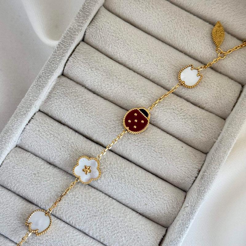 دستبند van*cleef