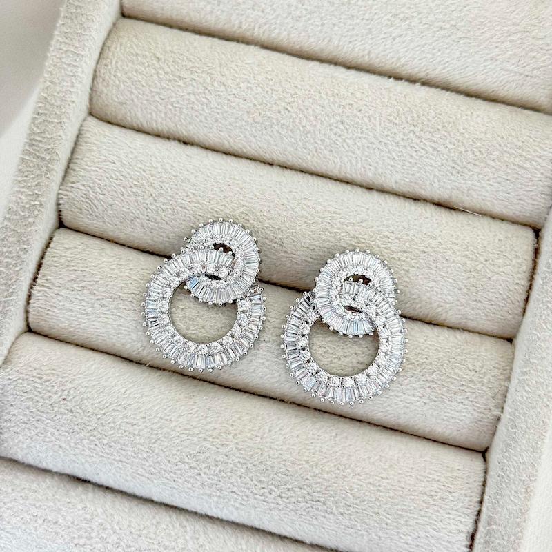 گوشواره جواهری