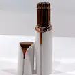موزن صورت (شیور) رژ لبی درب باز