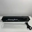 دستگاه وکیوم و پلمپ کیسه خانگی مدل Vacuum Sealer به همراه پک کیسه وکیوم با شارژر از نمای رو به رو