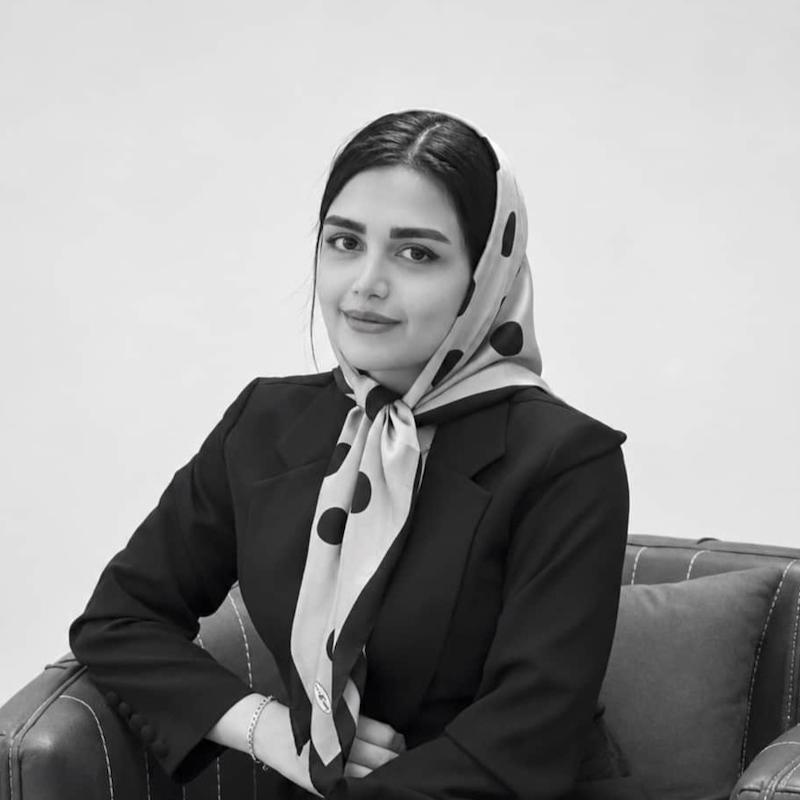 نگین آراسته