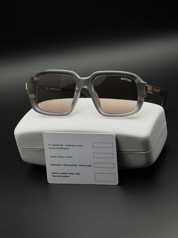 عینک موسکات 0439