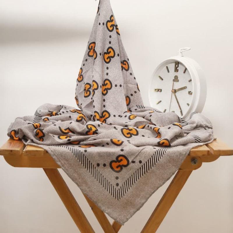 روسری نخی قواره بزرگ کد 9096