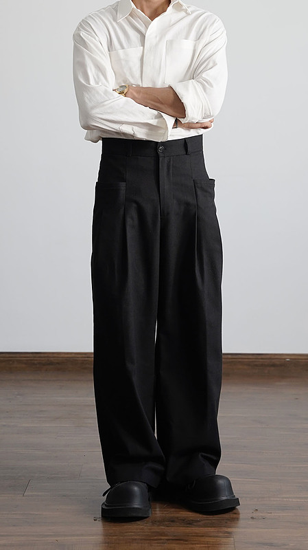 black big pocket trousers