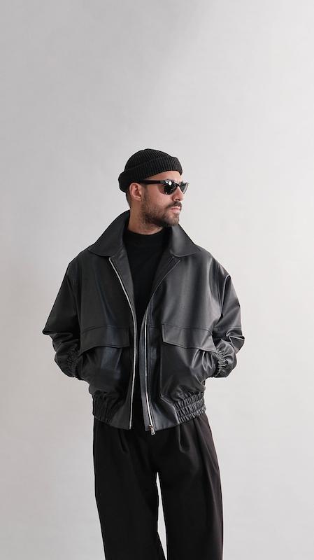 black double pocket leather jacket