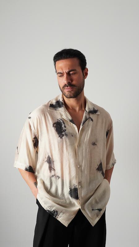 resort print shirt