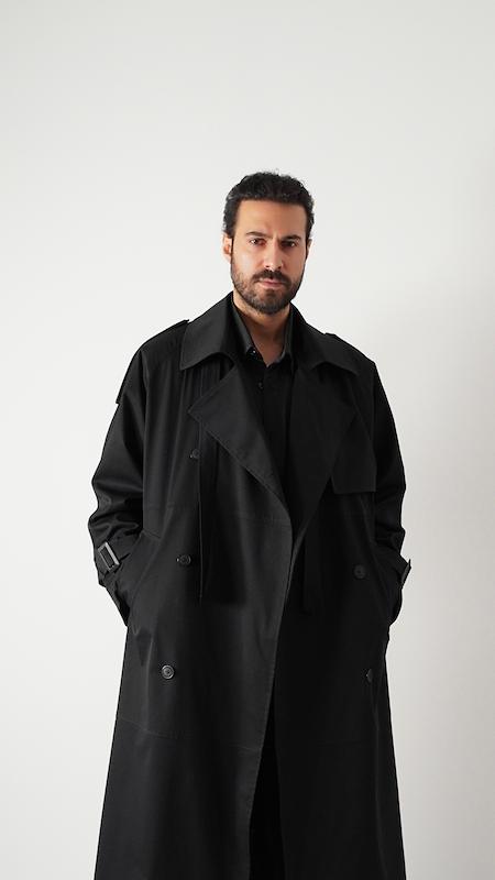 single-cape black trenchcoat