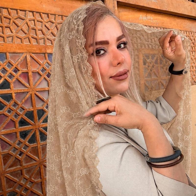 شال حریر شیفون دور دانتل ( وارداتی ) پک کرم 